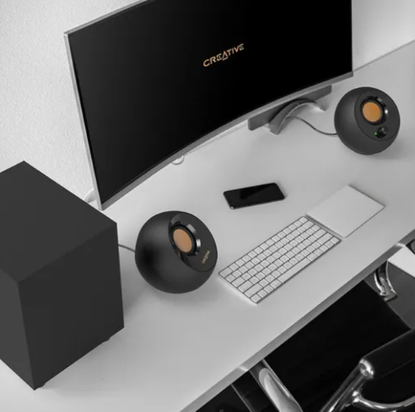 PARLANTE CREATIVE PEBBLE PLUS 2.1 8W/16W 3.5MM USB-POWER BLACK (51MF0480AA000)