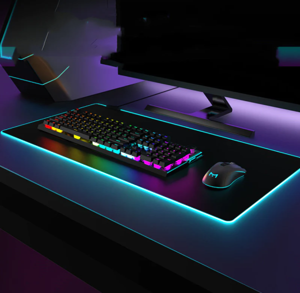 RGB LUMINOUS MOUSE PAD